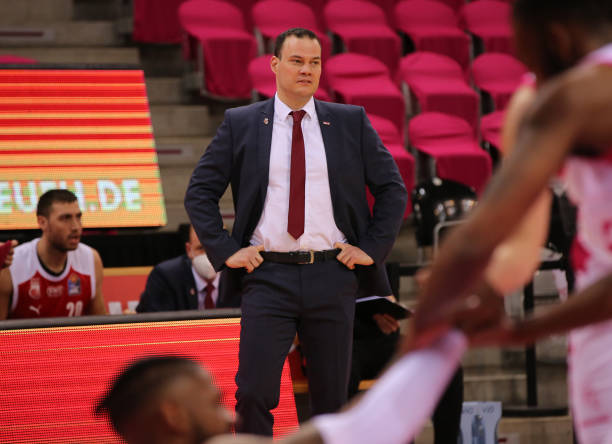 他的多面性 他的多面性