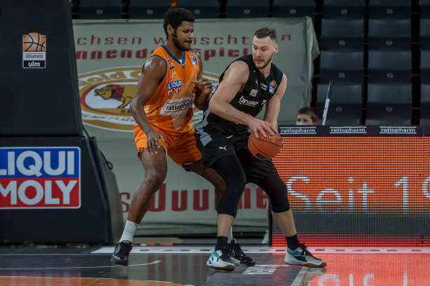 让皇马的阵 让皇马的阵